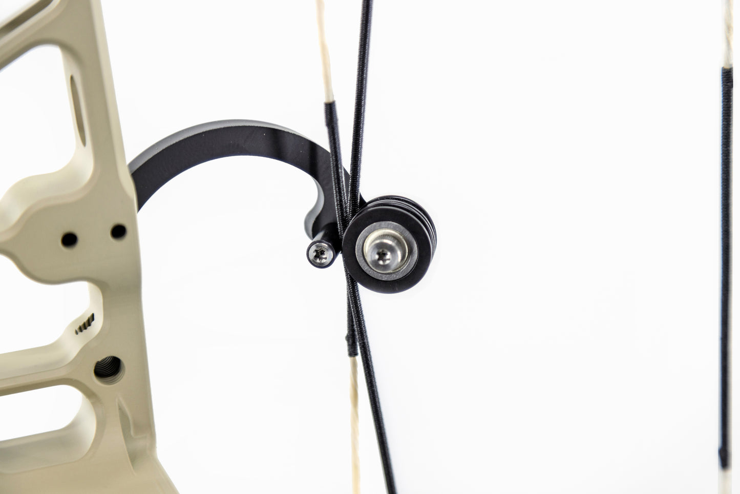 Truth 33 AL - RH - Flat Dark Earth (FDE) - Aluminum Bow