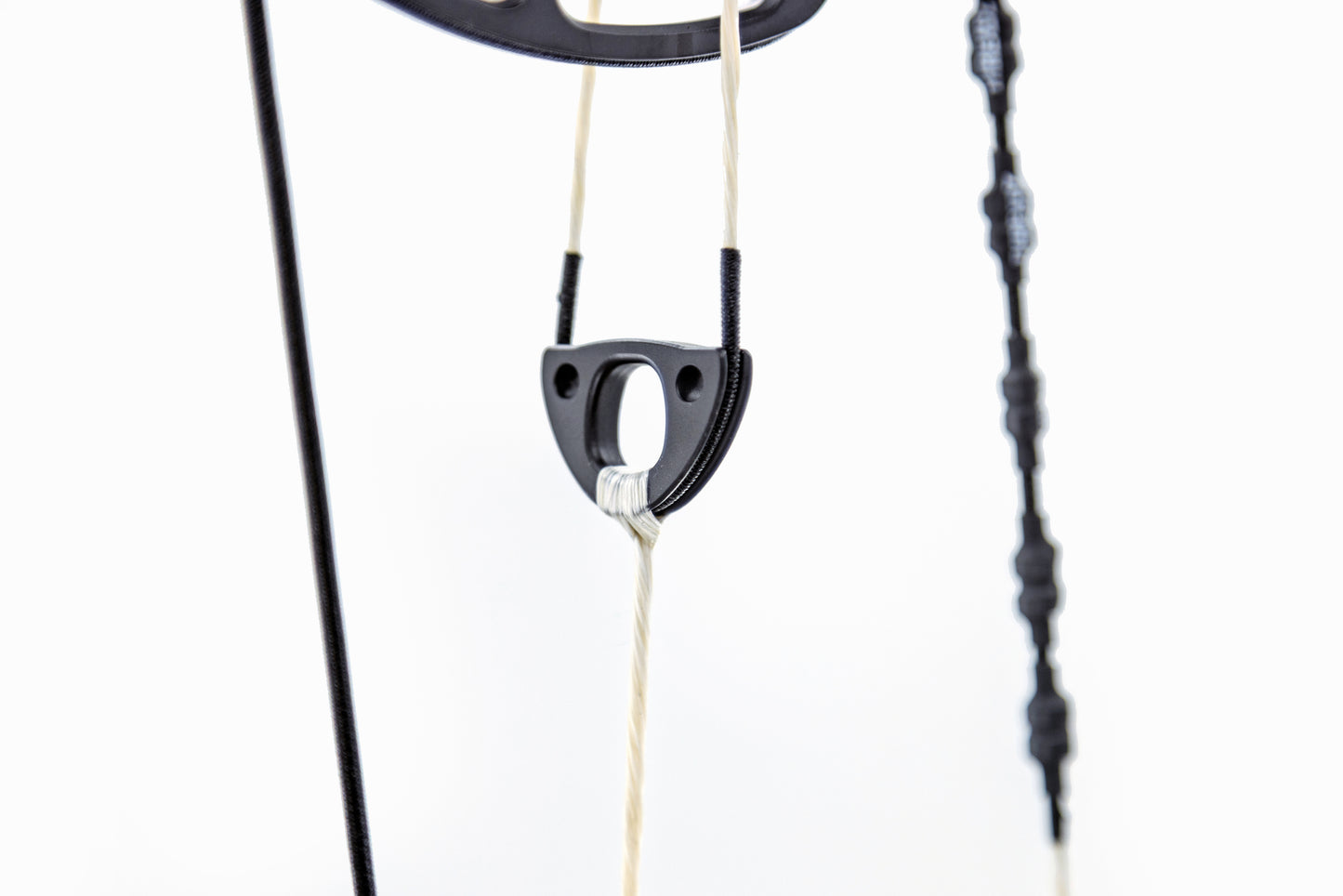 Truth 33 AL - RH - Flat Dark Earth (FDE) - Aluminum Bow